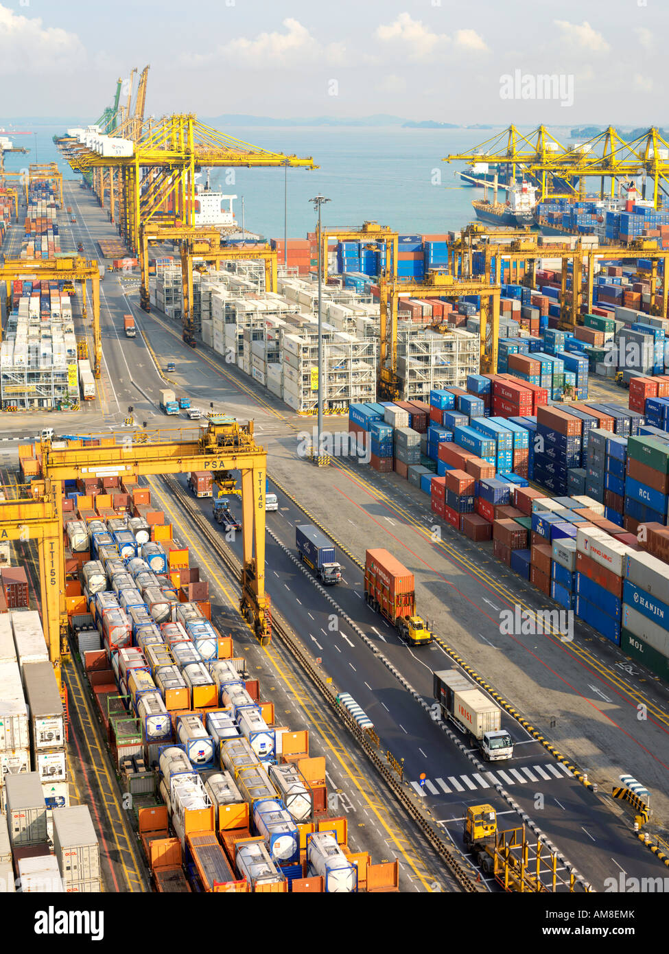 Aeriel view of the Singapore Port Stock Photo - Alamy