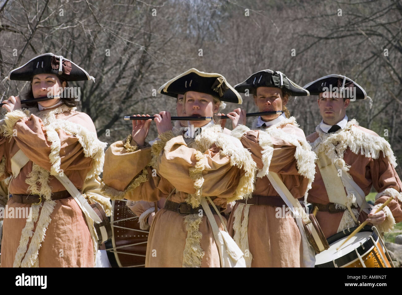 Fife drum drummer hires stock photography and images Alamy
