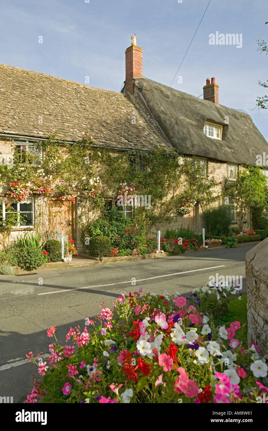 Warwickshire Cottage Stock Photo Alamy