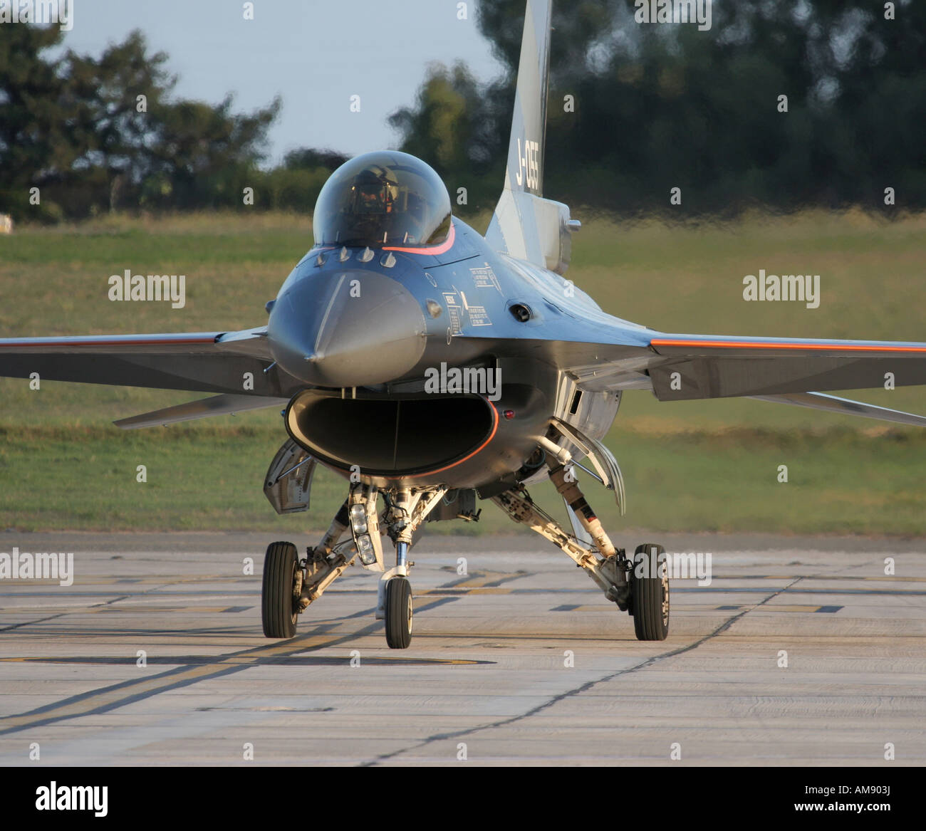Royal Netherlands Air Force F-16AM Fighting Falcon taxies to the stand Stock Photo