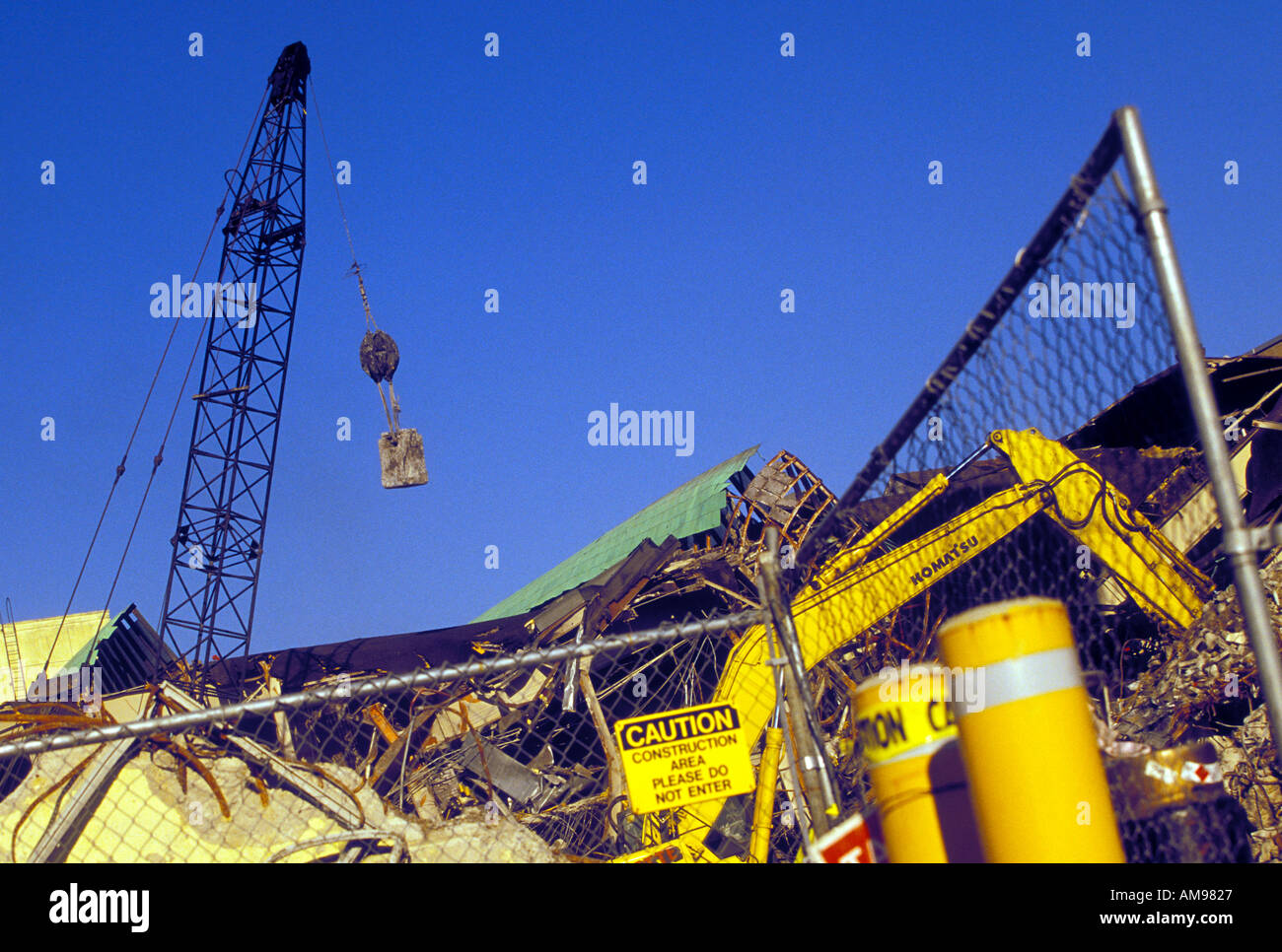 Wrecking ball hires stock photography and images Alamy