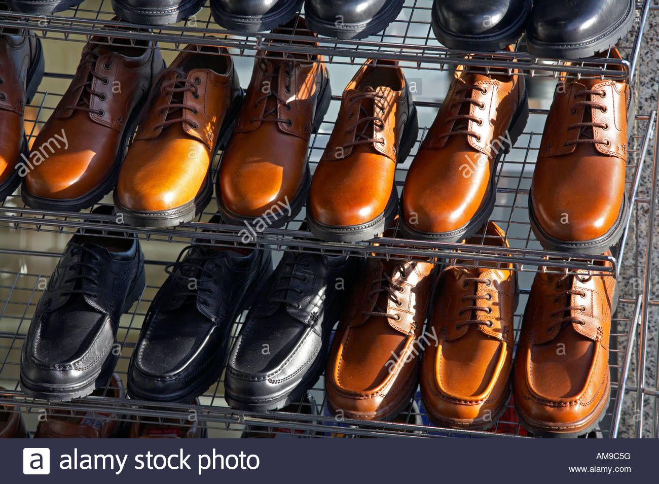 Shoe shop display rack black hi-res stock photography and images - Alamy