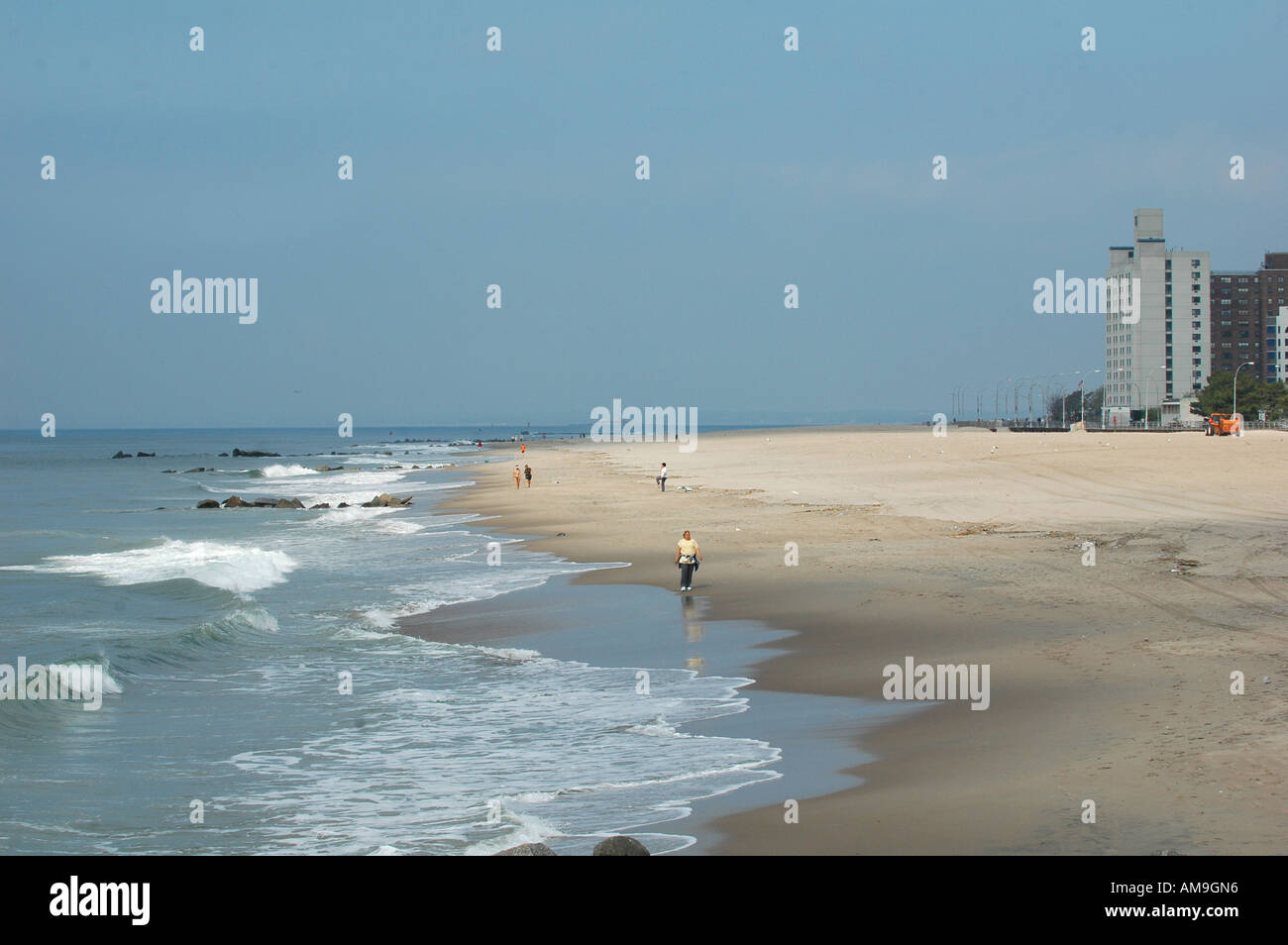 Shore of coney island beach hi-res stock photography and images - Alamy