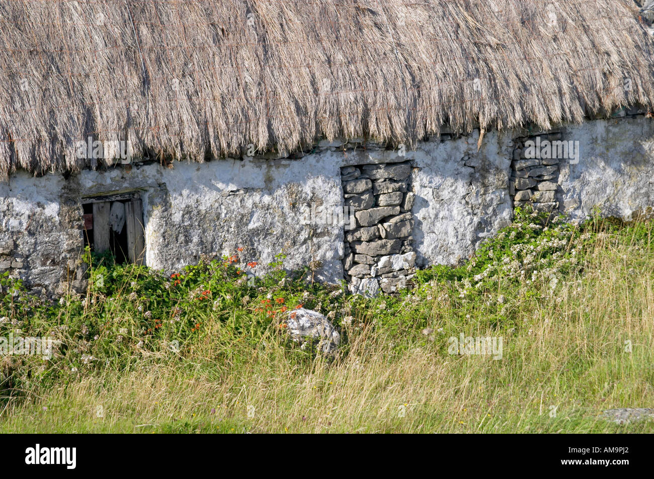 Traditional Irish country house Aran islands Stock Photo Alamy