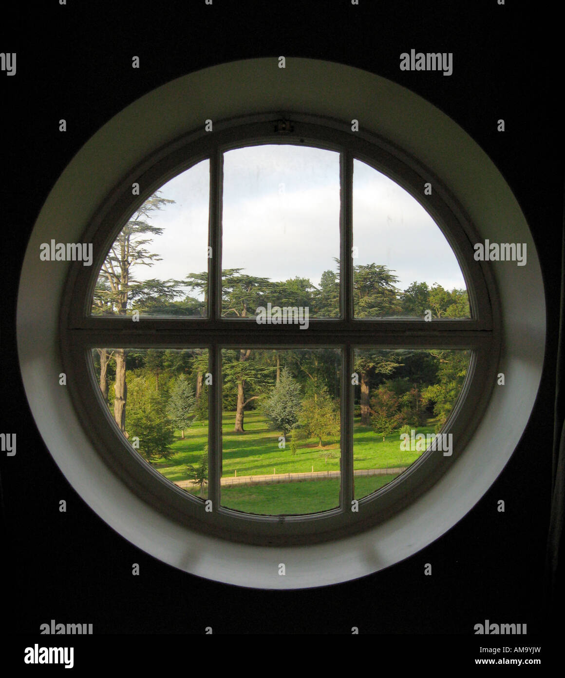 Round circular window hi-res stock photography and images - Alamy