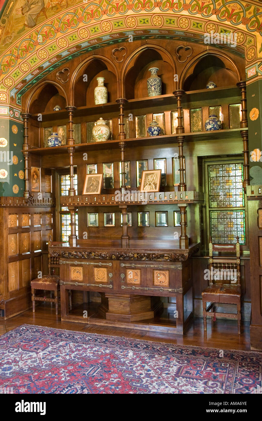 Wales Cardiff Castle Winter Smoking Room the buffet Stock Photo Alamy