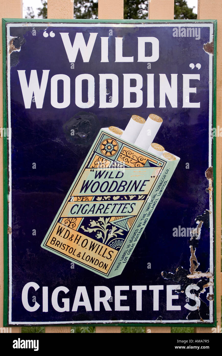Woodbine cigarettes hi-res stock photography and images