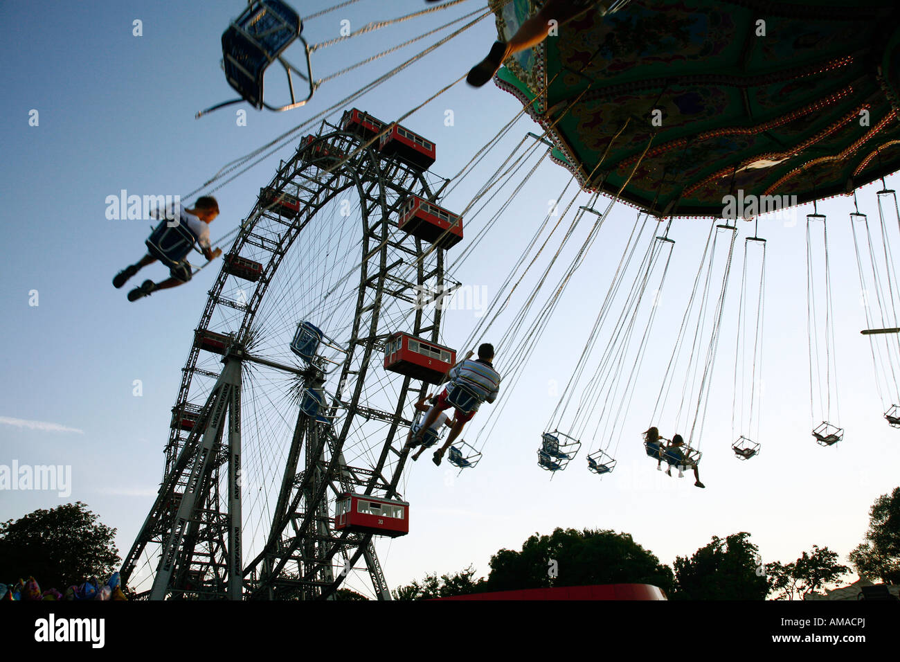 Aug 2008 - The Riesenrad giant wheel at Prater Amusment park Vienna Austria Stock Photo