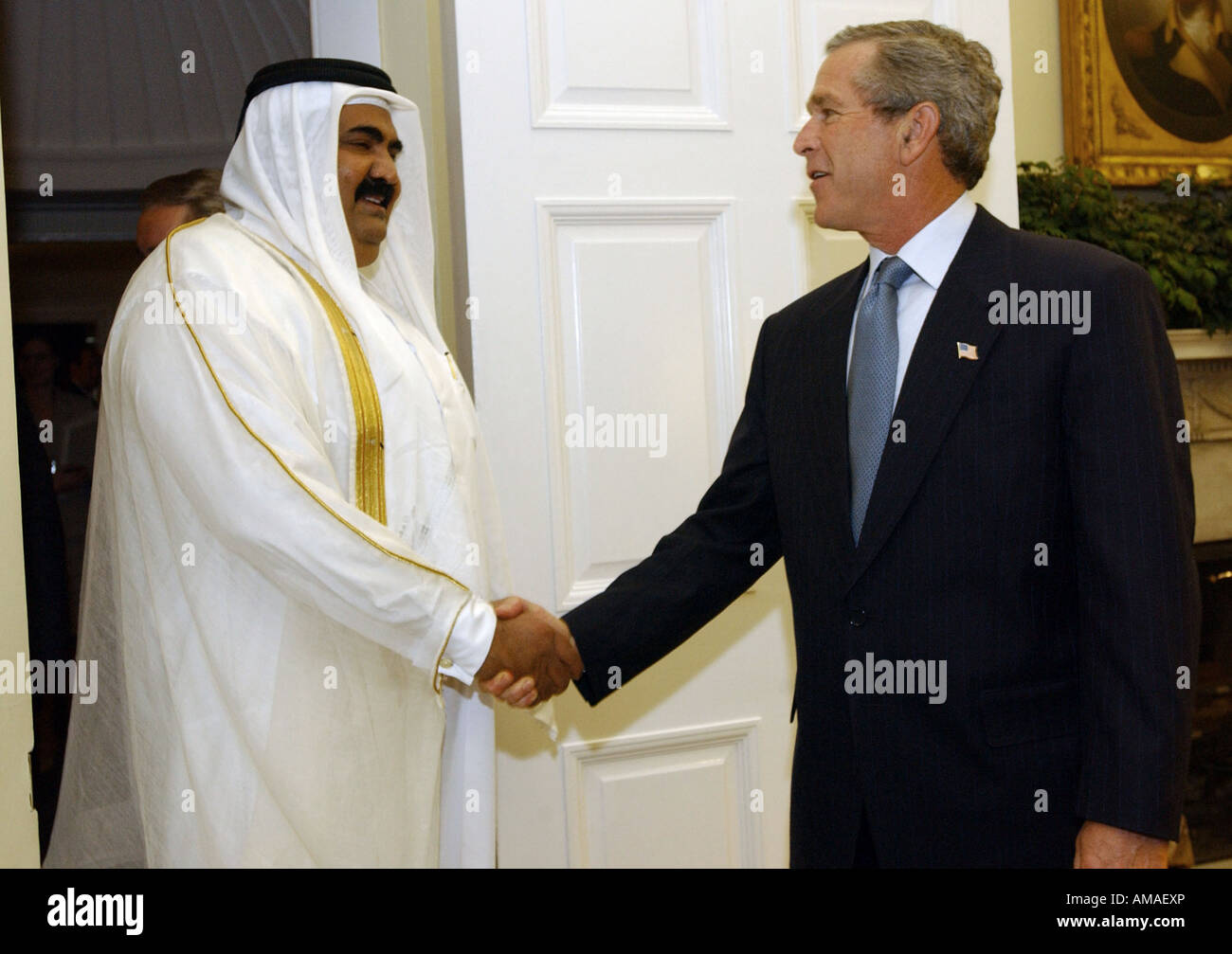 Sheikh Hamad Bin Khalifa Al Thani Emir of Qatar i meets with President Bush at the White House in Washington. Stock Photo