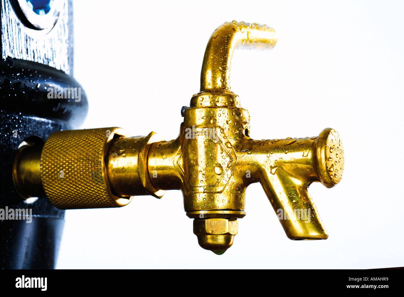 Wet tapping hires stock photography and images Alamy