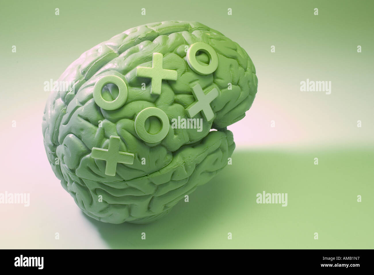 Human Brain and Tic-Tac-Toe Stock Photo - Alamy