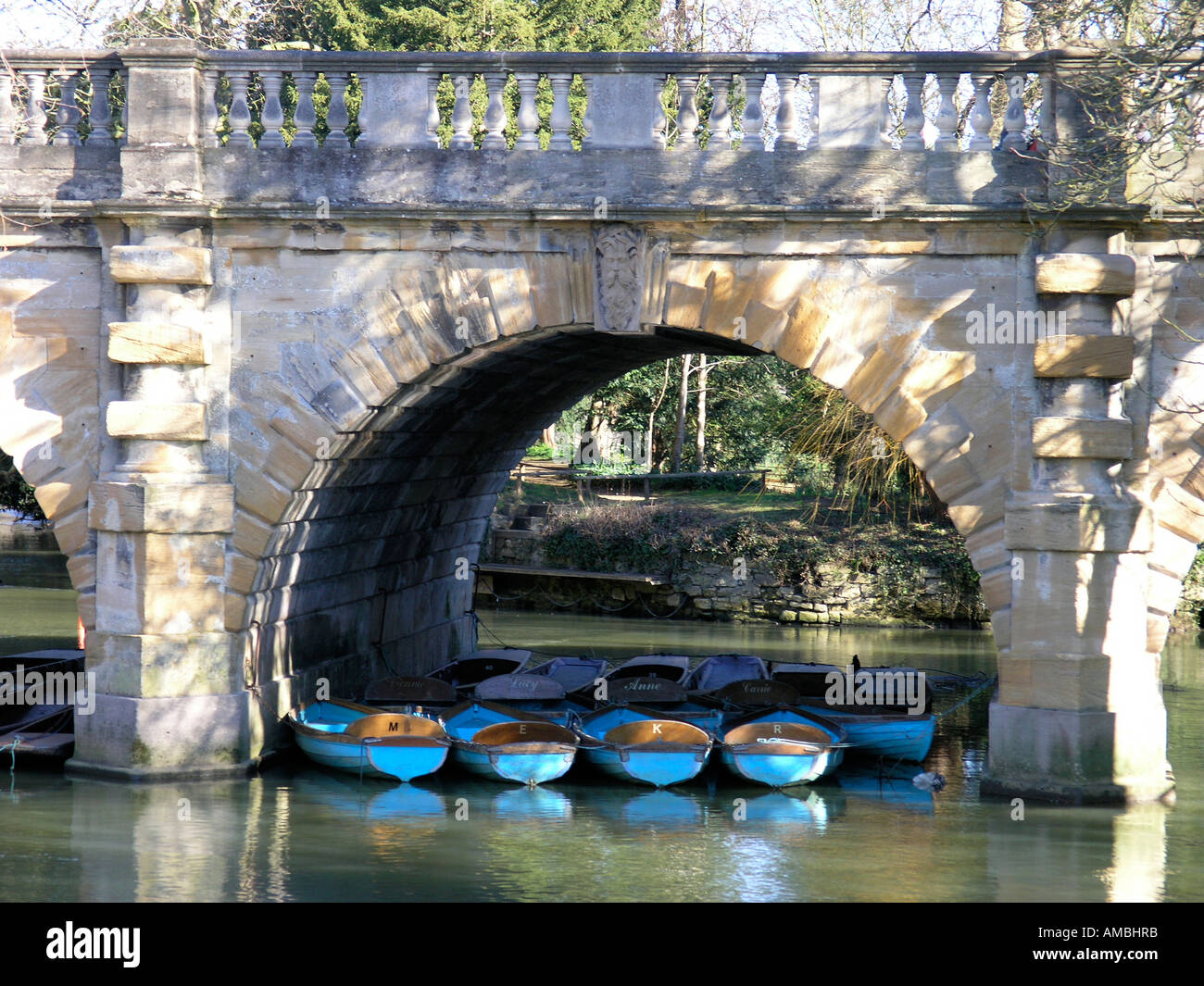 Oxford Bridge Rowing Oxford rowing boats hi-res stock photography and images - Alamy