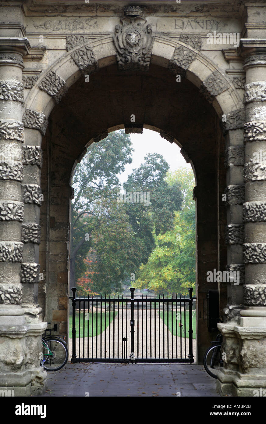 Oxford gate gateway bicycles hi-res stock photography and images - Alamy