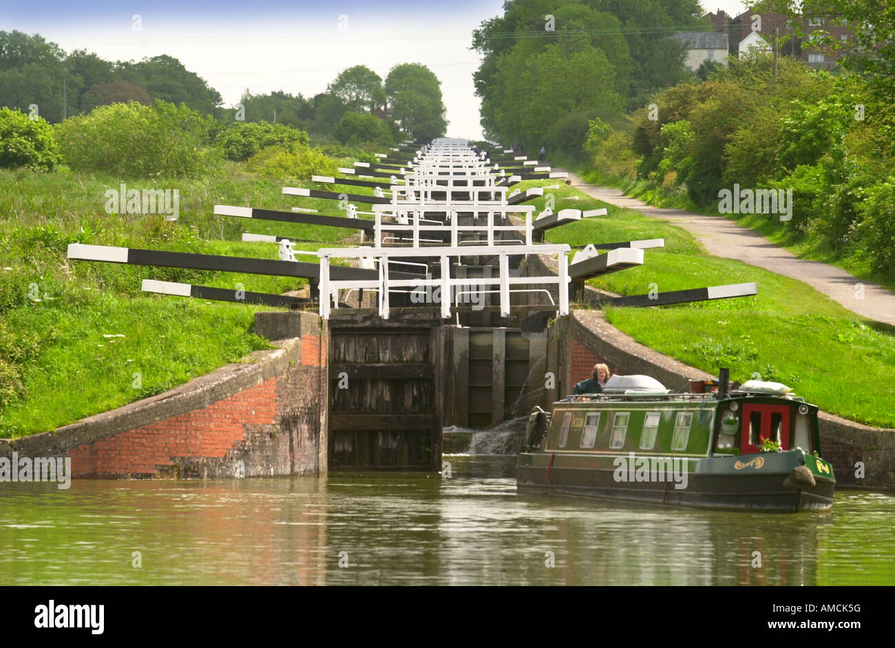 THE LOCK FLIGHT AT DEVIZES WILTSHIRE UK ON THE AND AVON CANAL