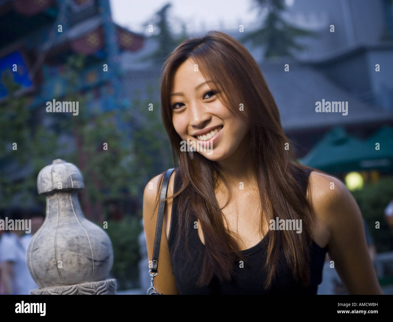 Portrait woman outdoors hi-res stock photography and images - Alamy