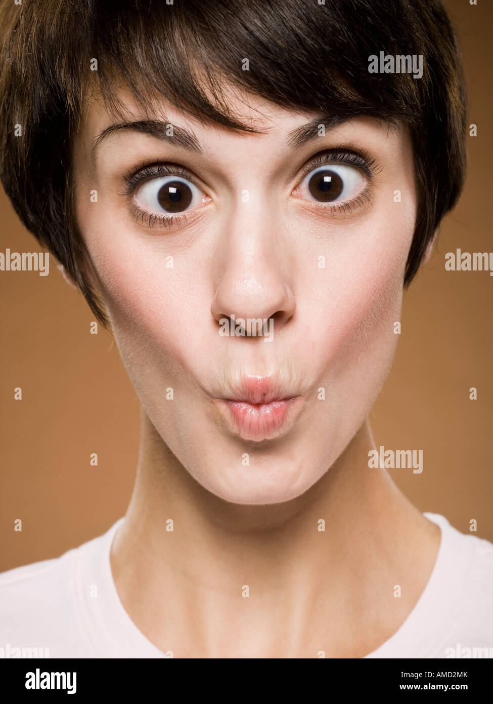 Daredorm Crossing Lips
