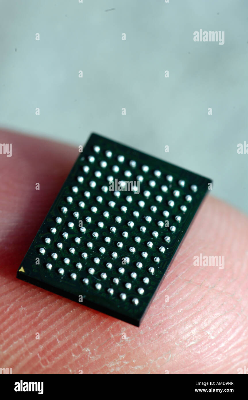 Silicon chip transistor hi-res stock photography and images - Alamy