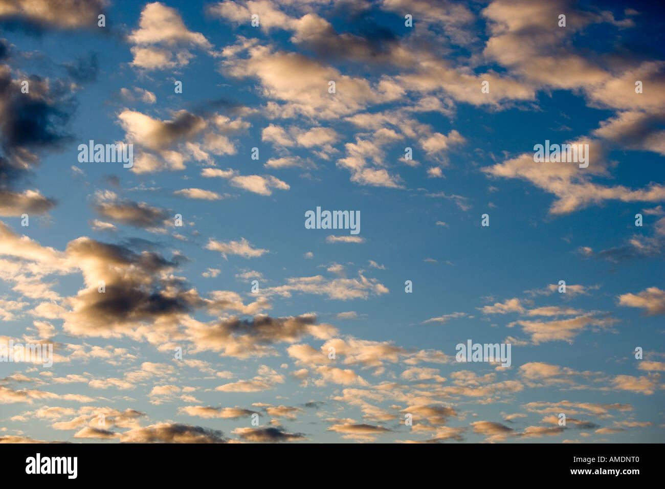 Cloudy blue sky clouds hi-res stock photography and images - Alamy