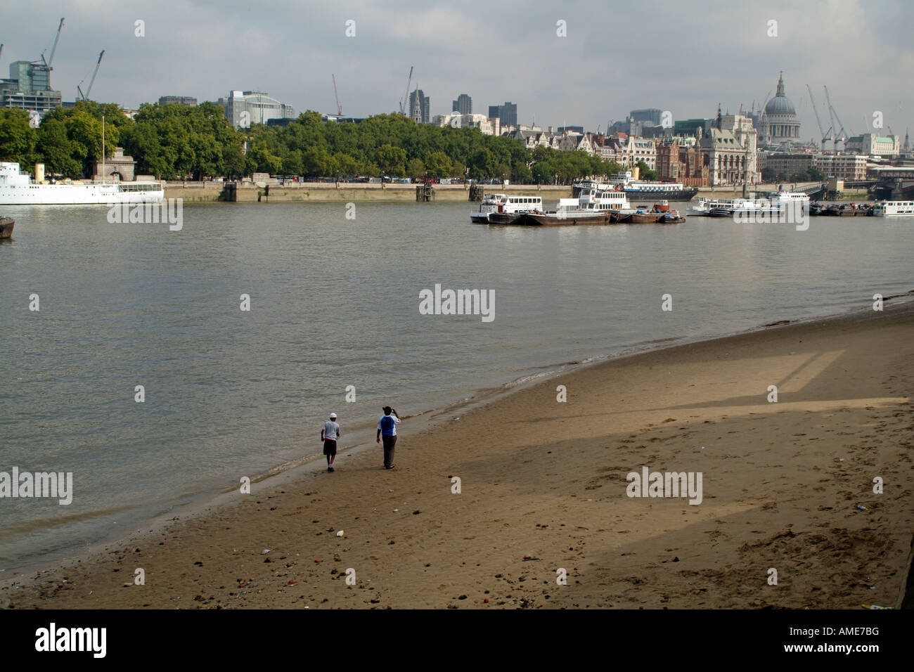 Low Tide on River Thames looking towards the City and its famous Buildings in London Stock Photo