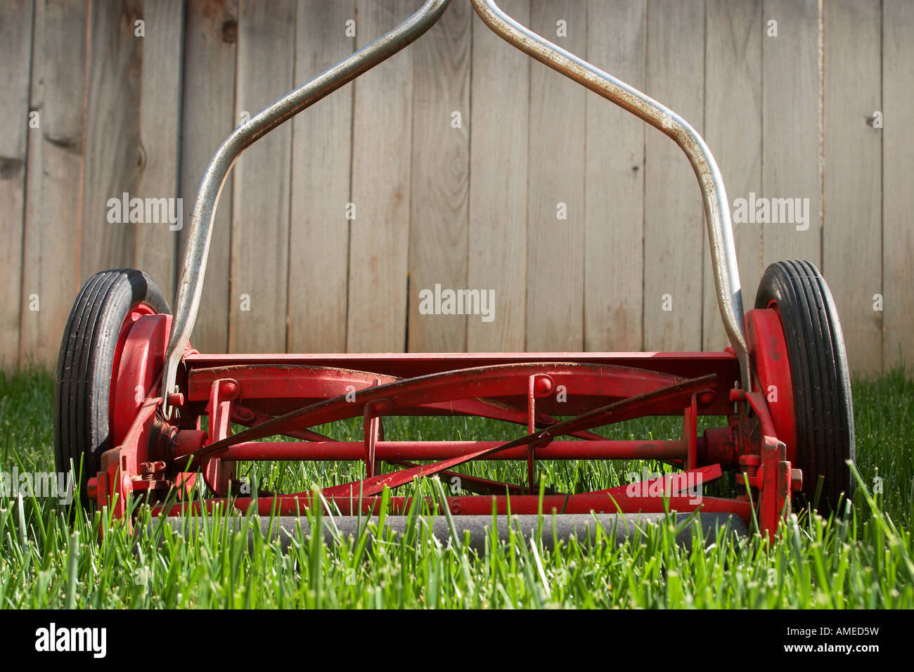 Retro lawnmower hi-res stock photography and images - Alamy