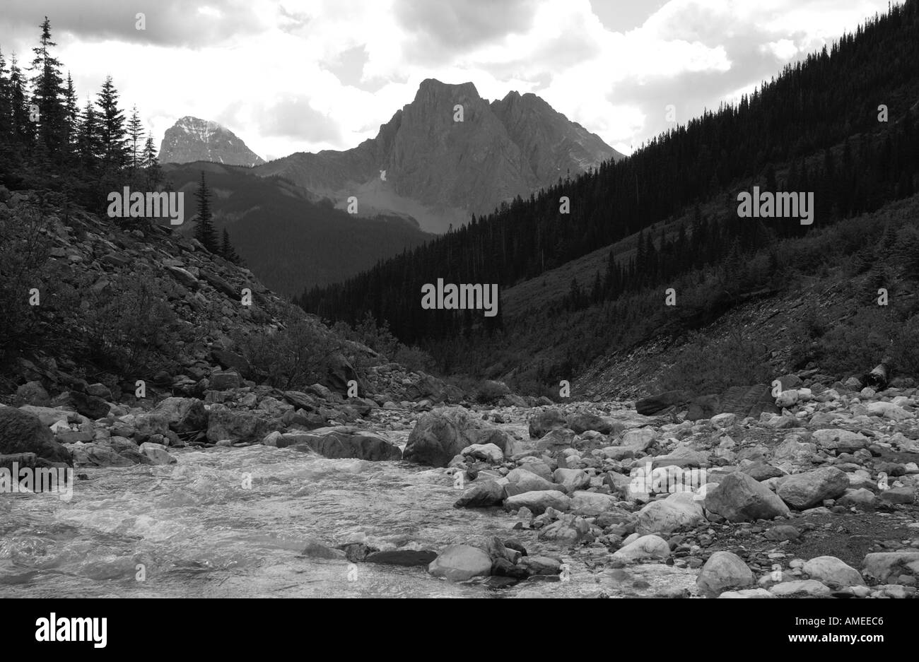 Rocky mountains Black and White Stock Photos & Images - Alamy