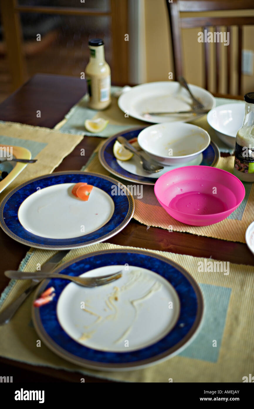 Finished Dinner Table High Resolution Stock Photography and Images Alamy