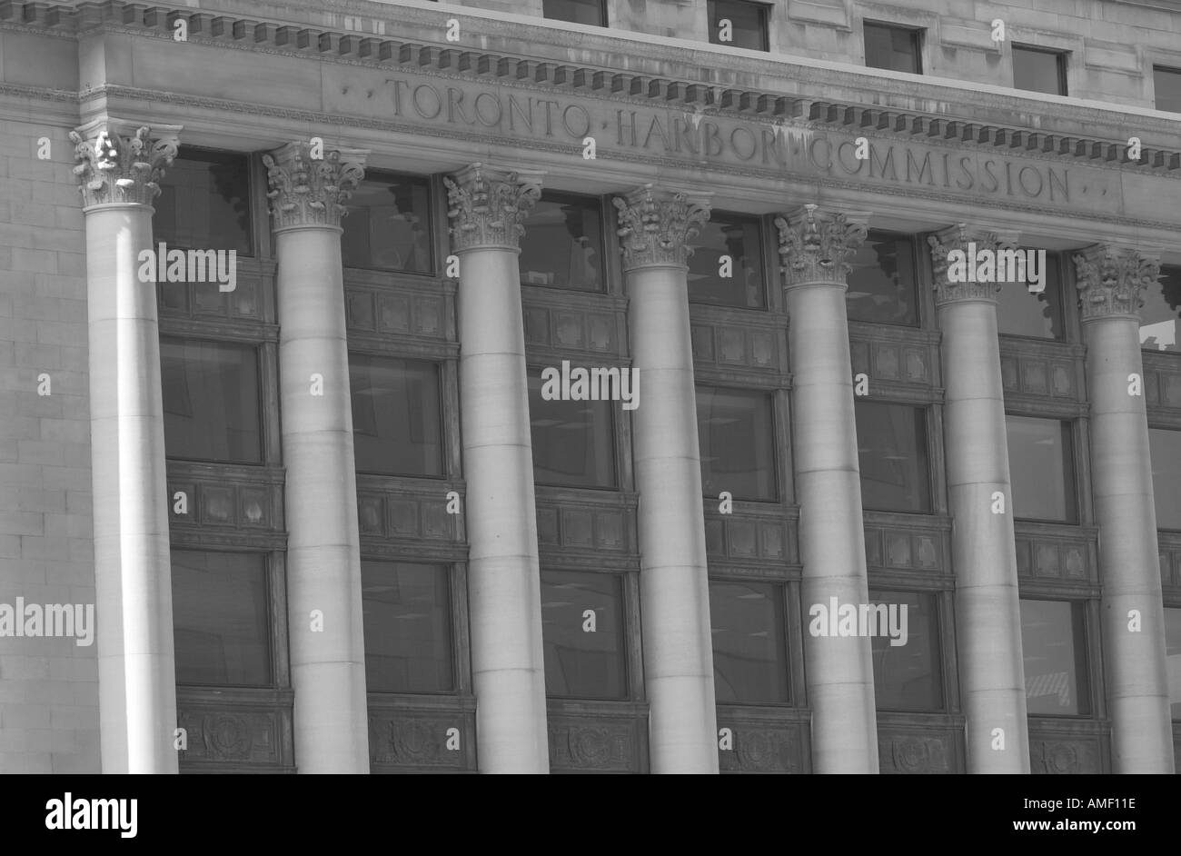 Toronto harbour Black and White Stock Photos & Images - Alamy