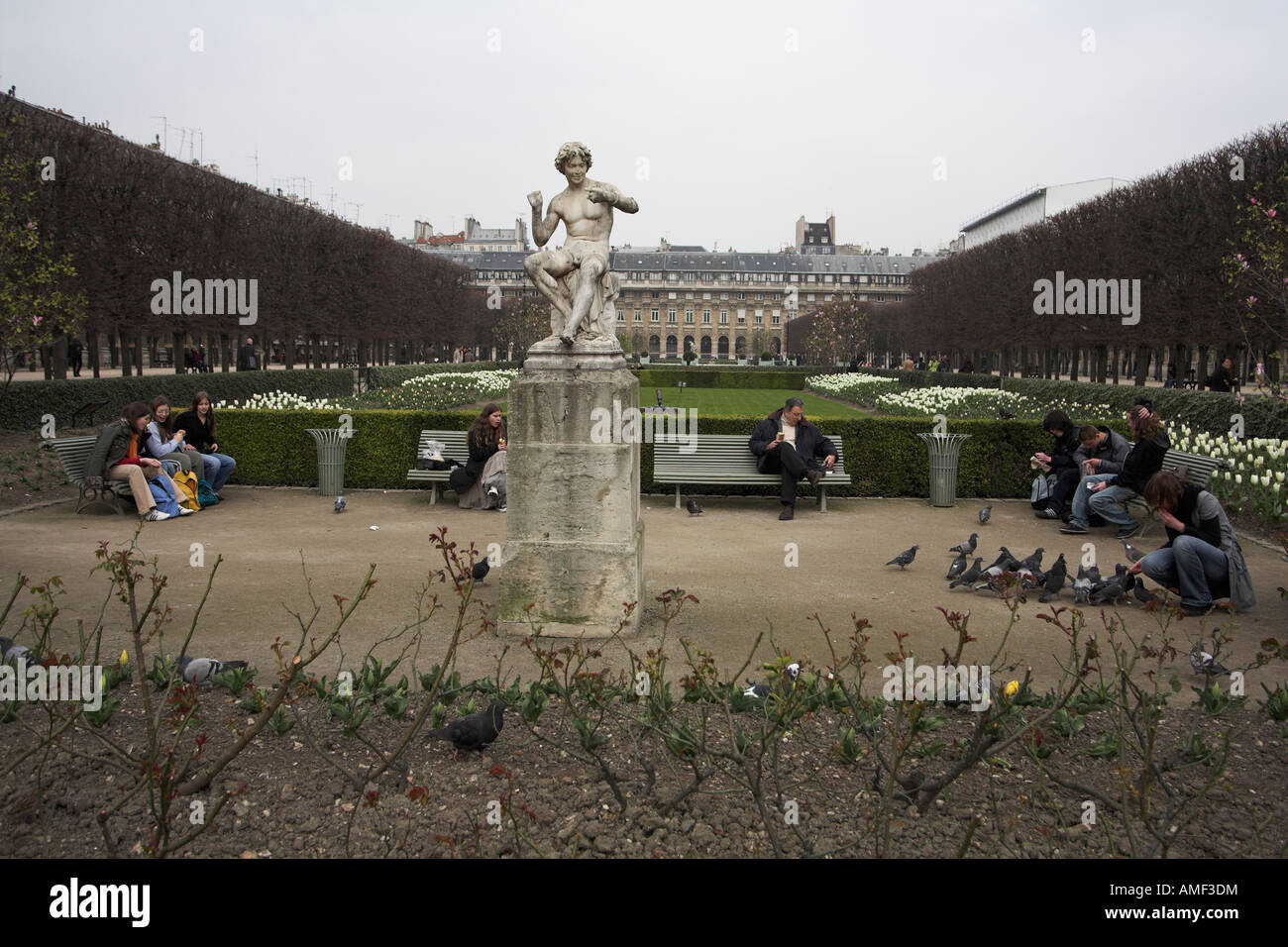 jardin du palais royal paris in early spring Stock Photo Alamy