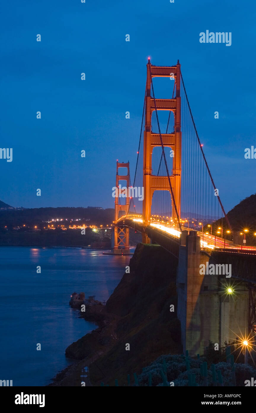 Golden Gate Bridge at night San