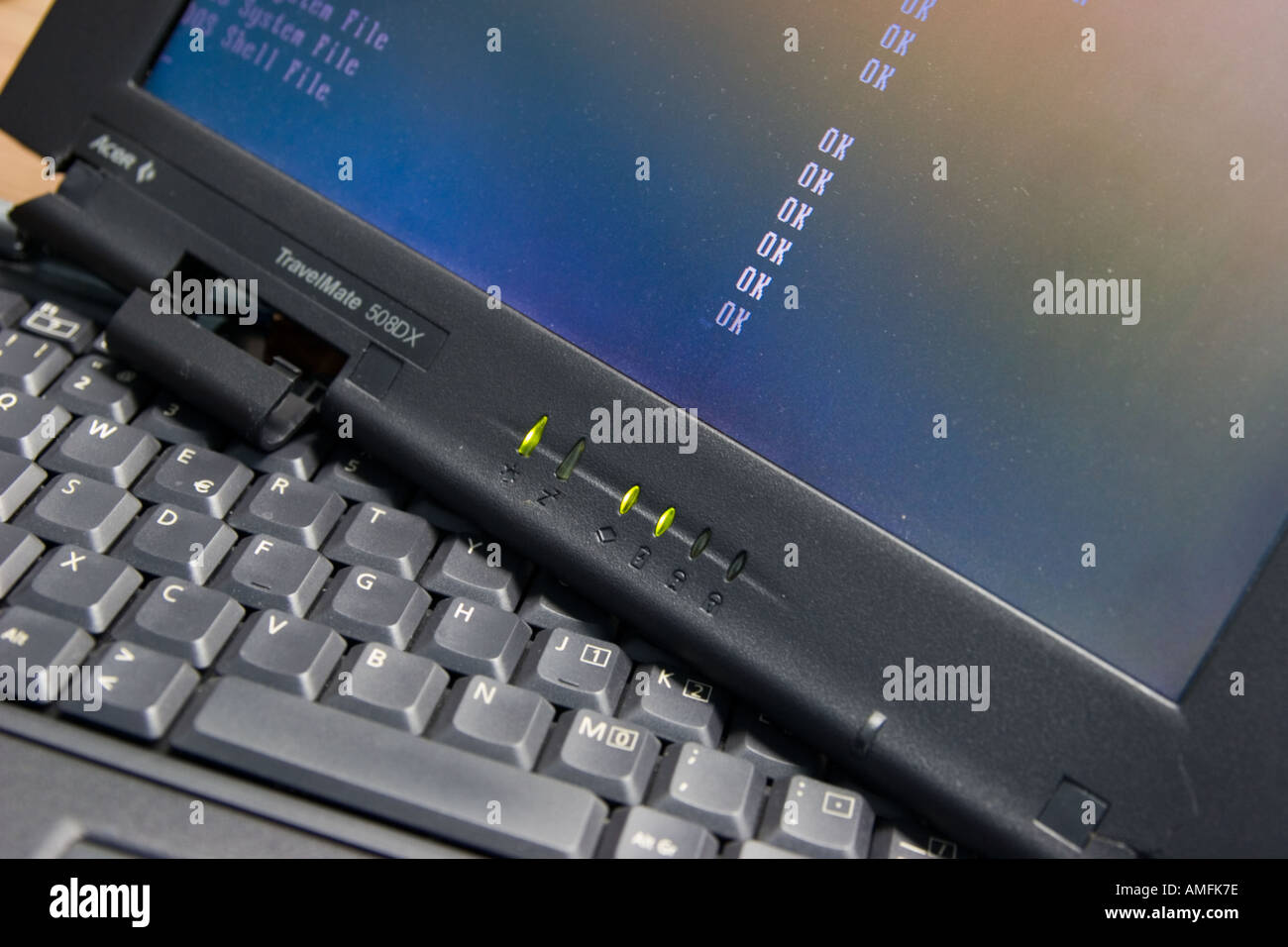 Broken laptop hi-res stock photography and images - Alamy