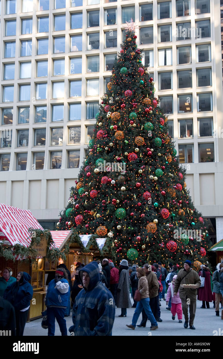 Chicago Illinois USA Large Christmas Tree in downtown December 2007