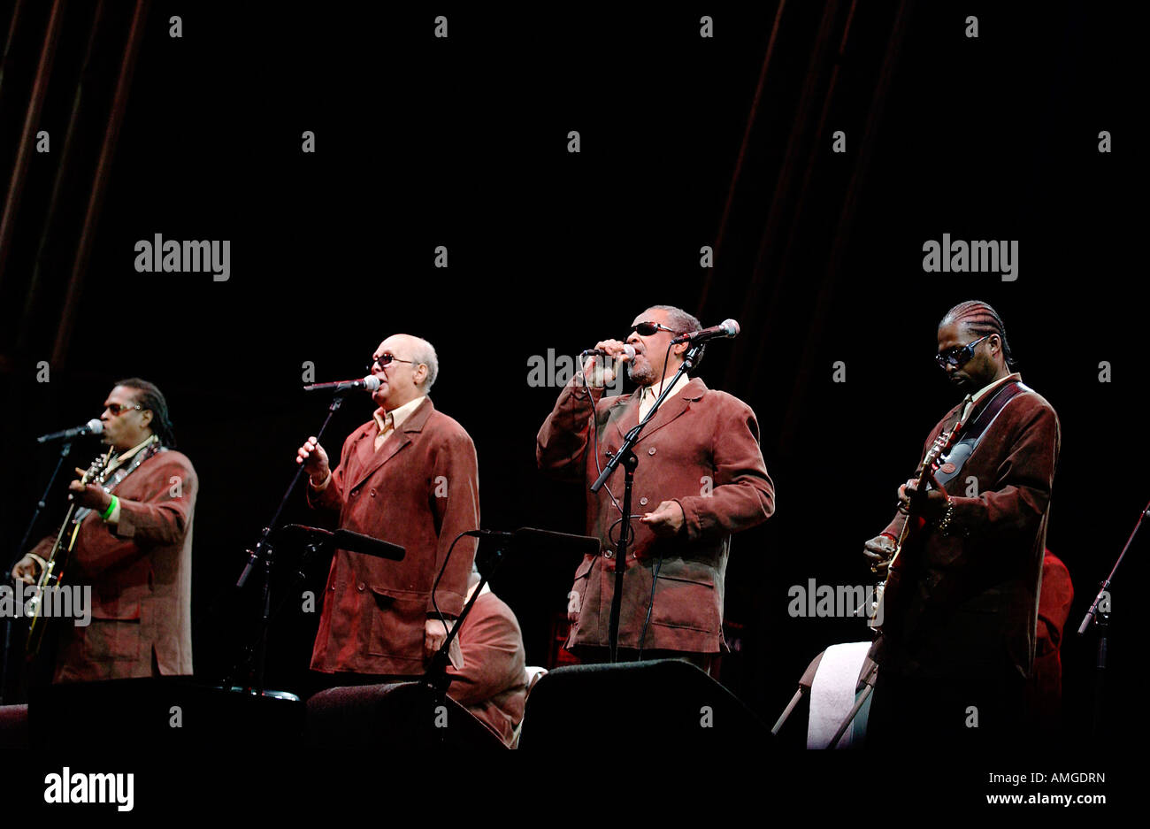 womad festival charlton park malmesbury first night thursday malmesbury schools and blind men of