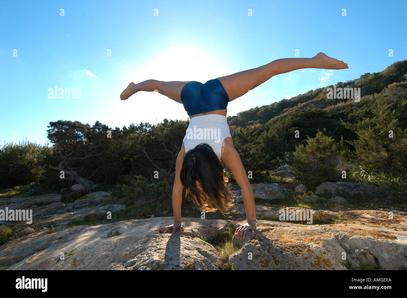 Body Paint Handstand Telegraph