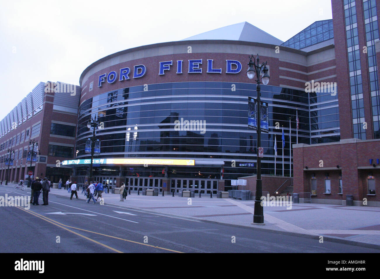 Outside Ford Field main entrance Stock Photo Alamy