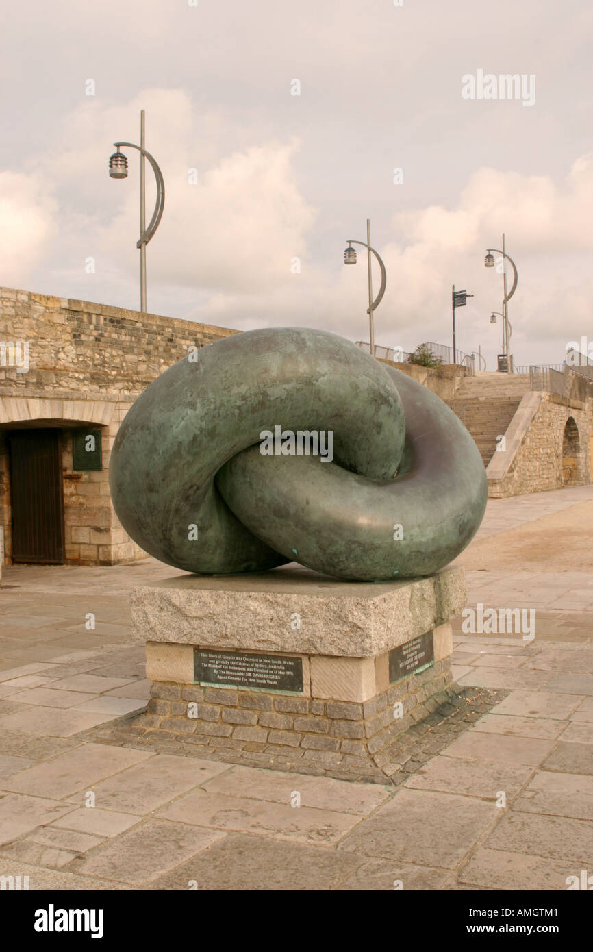 Bonds of Friendship sculpture Portsmouth Hampshire England UK Stock Photo