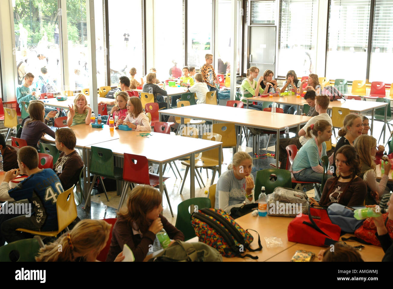 school canteen at lunchtime Stock Photo Alamy