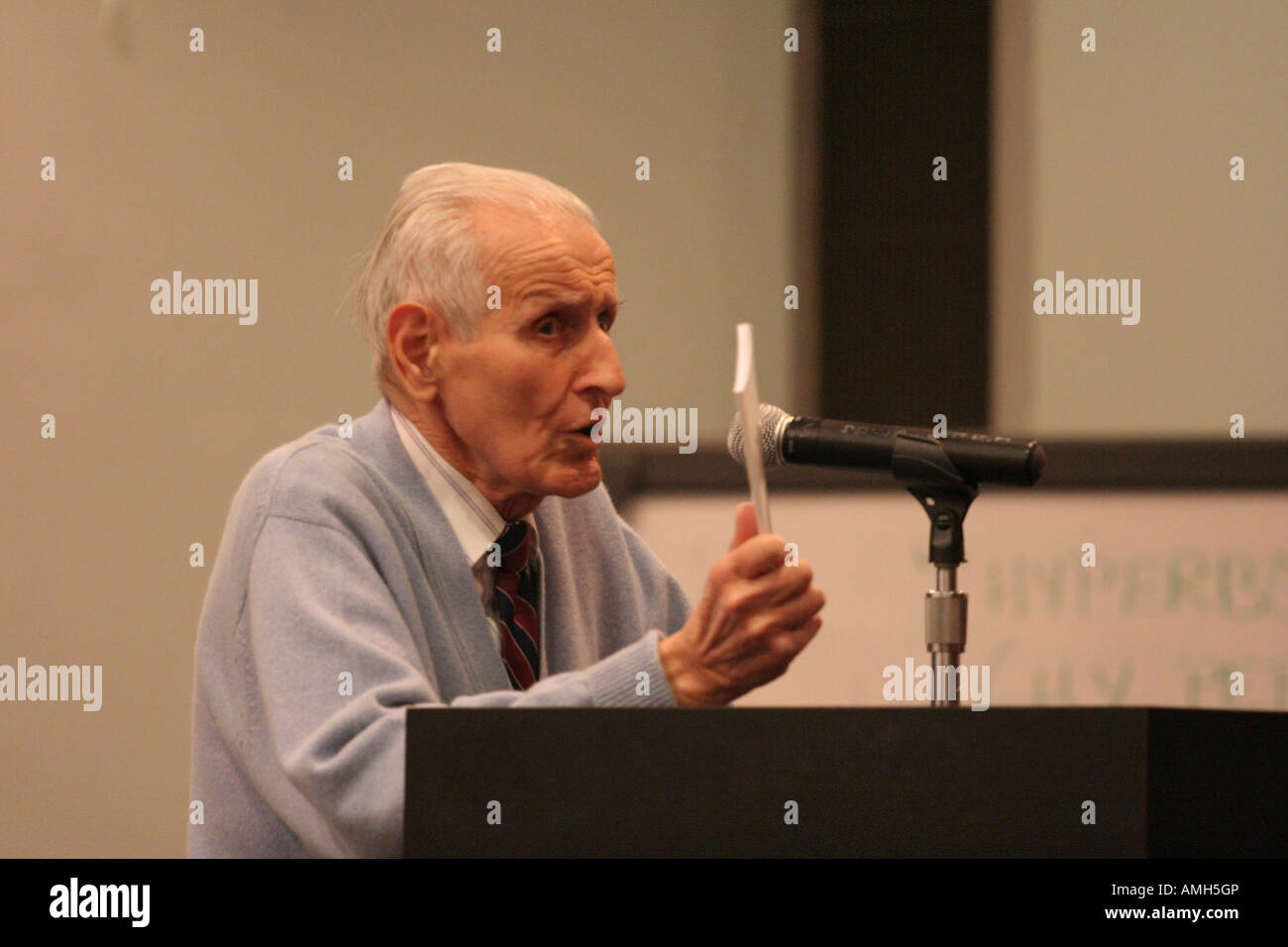 Jack Kevorkian Stock Photo - Alamy
