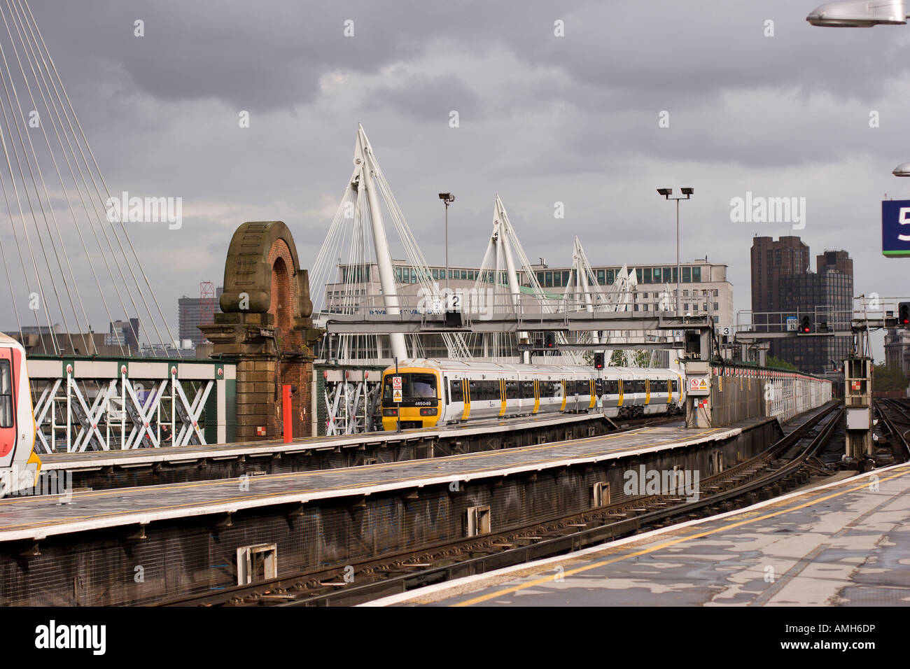 Charing Cross railway station London England Stock Photo Alamy