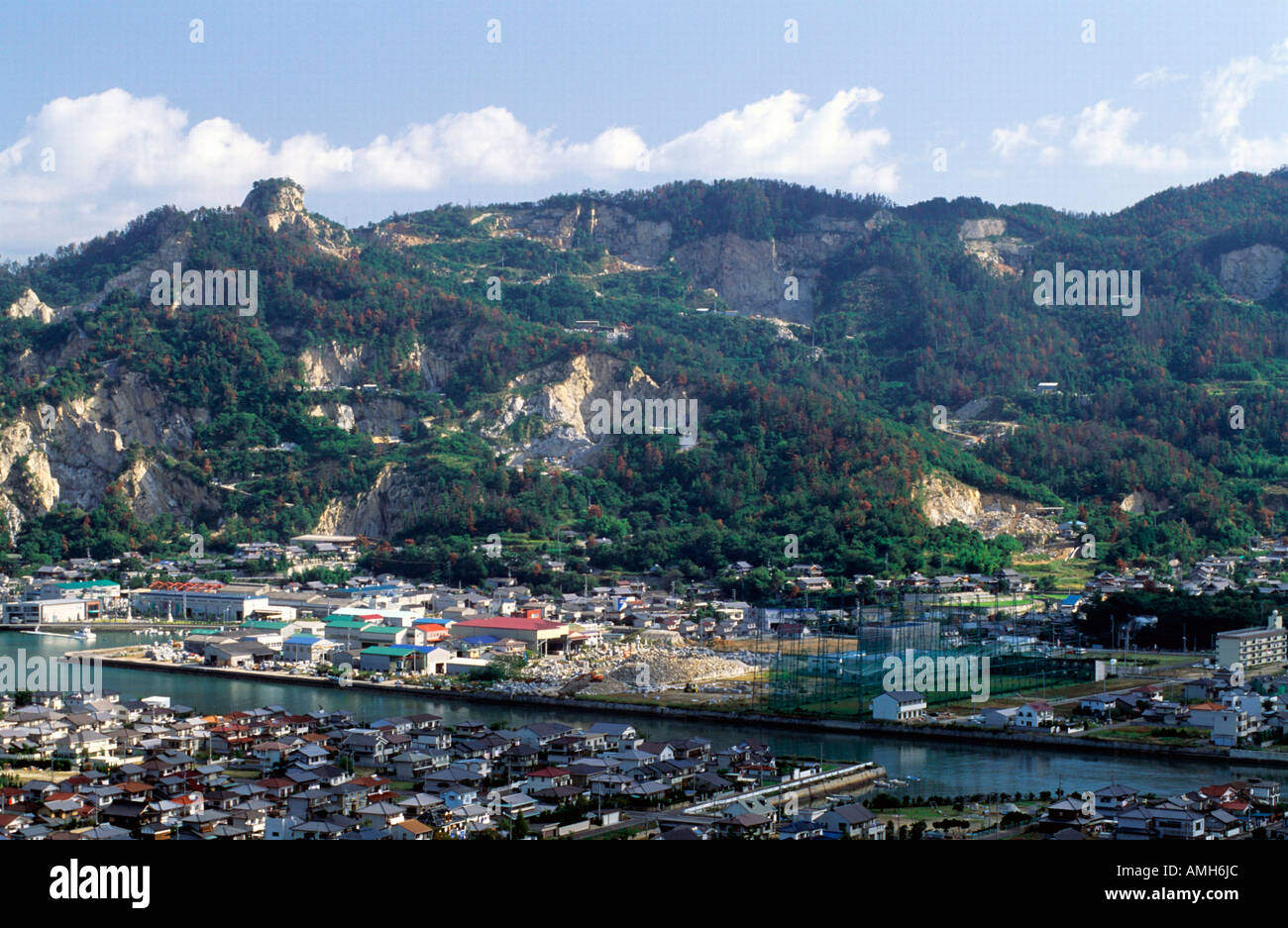 Japan, Shikoku, Takamatsu, Blick vom Yashima-Berg auf Hafen Stock Photo