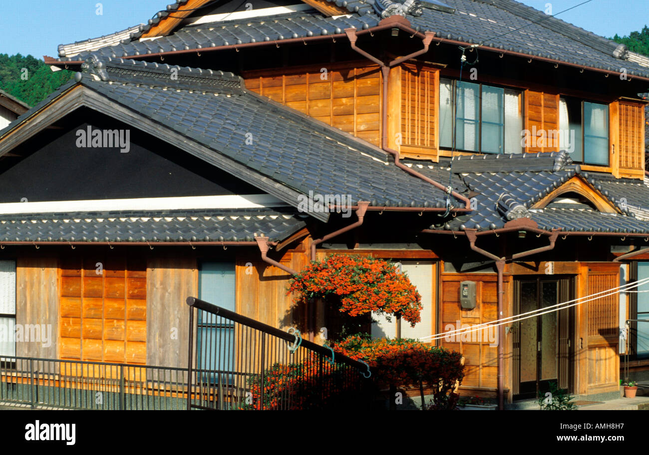 Japan, Shikoku, traditionelles Haus bei Kochi Stock Photo Alamy