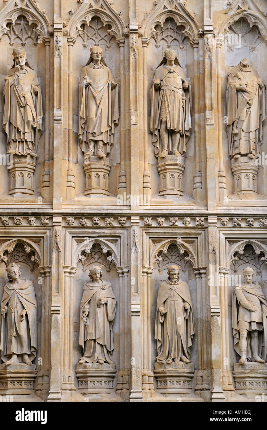 Stone statues canterbury cathedral hi-res stock photography and images -  Alamy