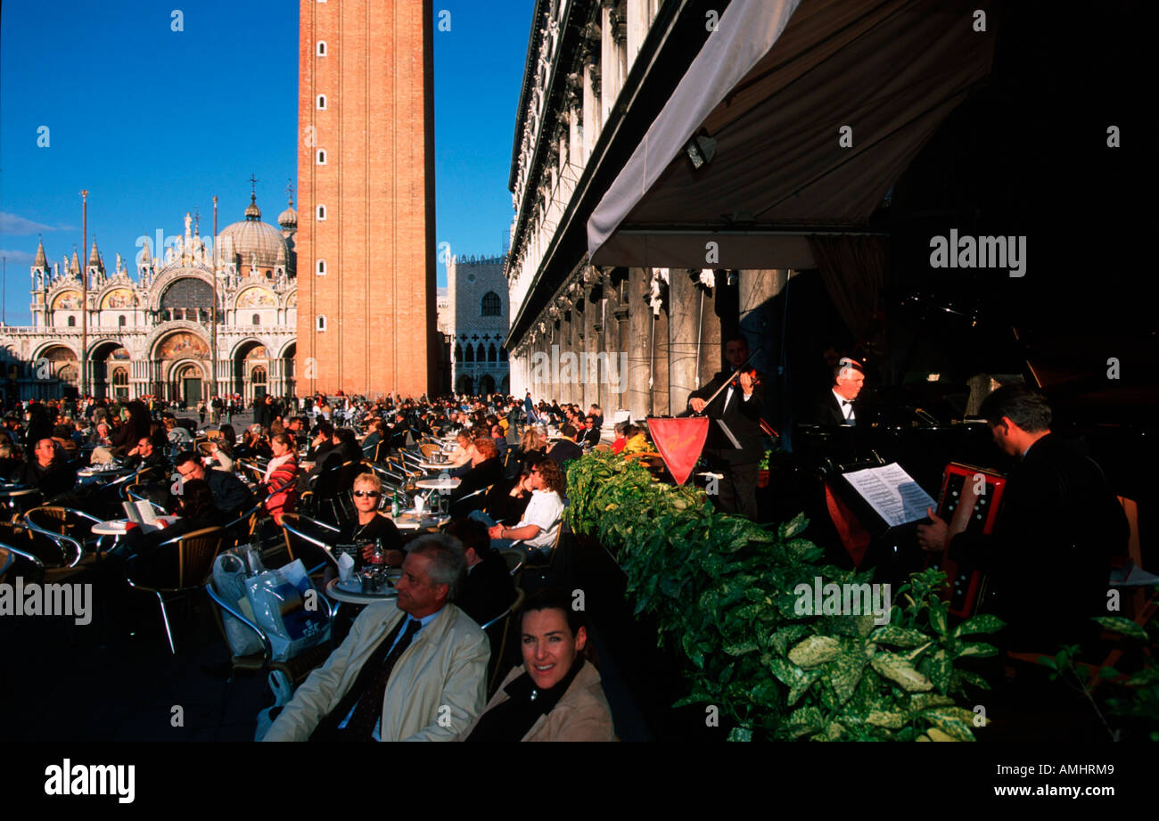 Venedig, Stadtteil San Marco, Piazza San Marco, Caffè Florian, Terasse Stock Photo