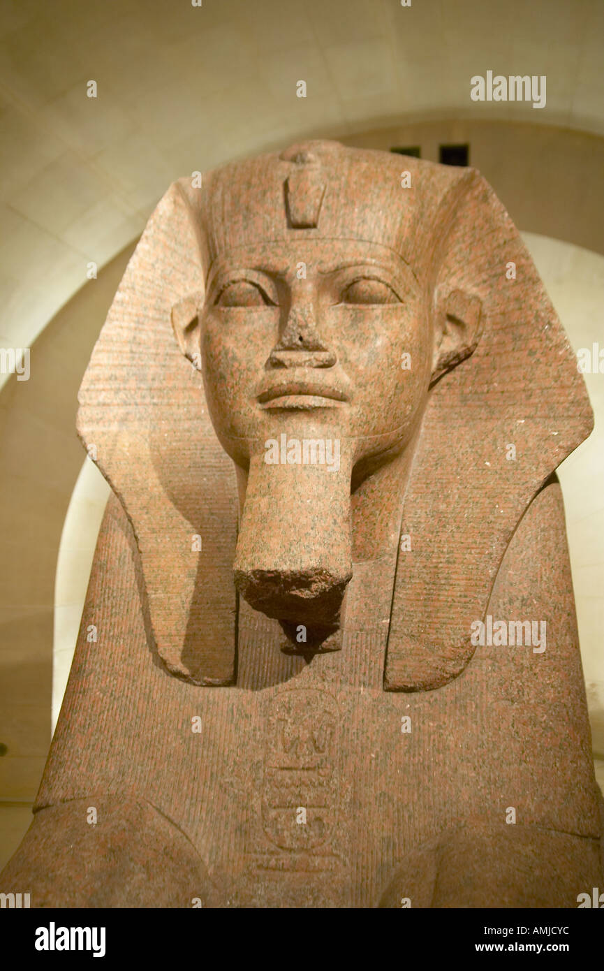 Egyptian sculpture hires stock photography and images Alamy