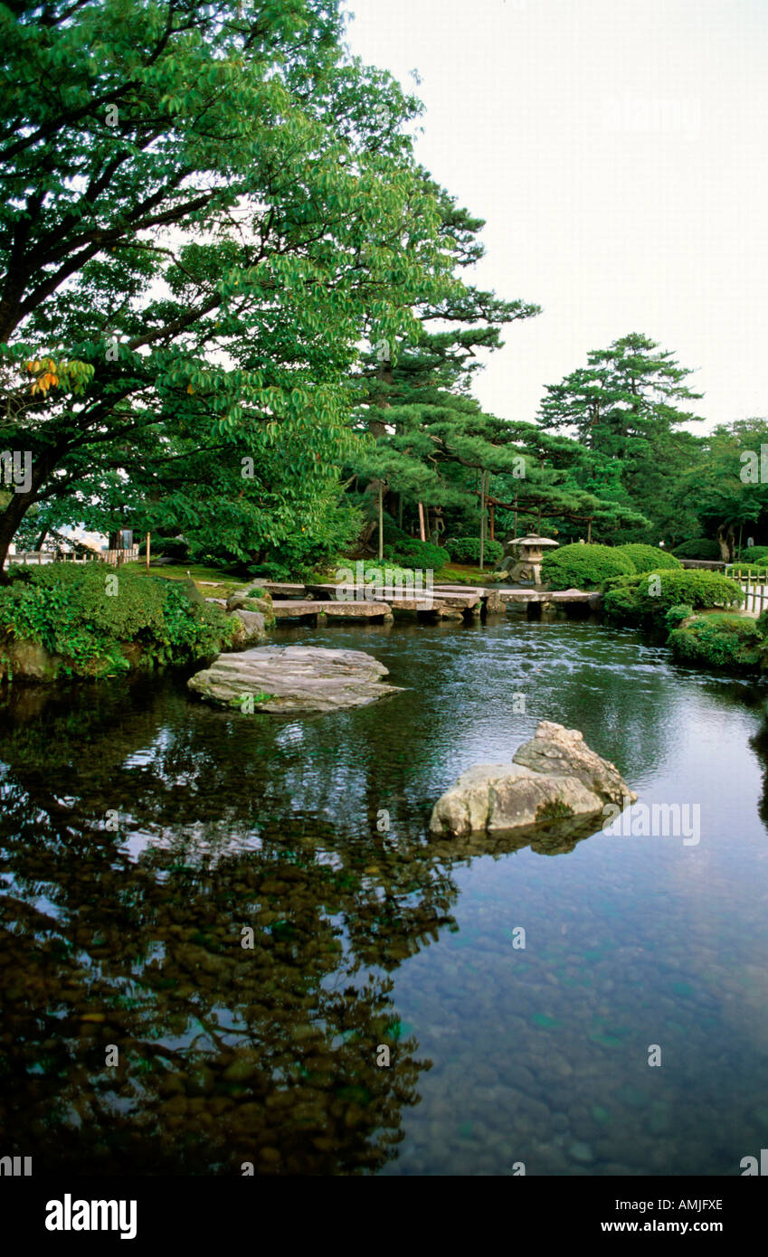 Japan, Chubu, Fukui, Kanazawa, Kenrokuen-Park Stock Photo - Alamy