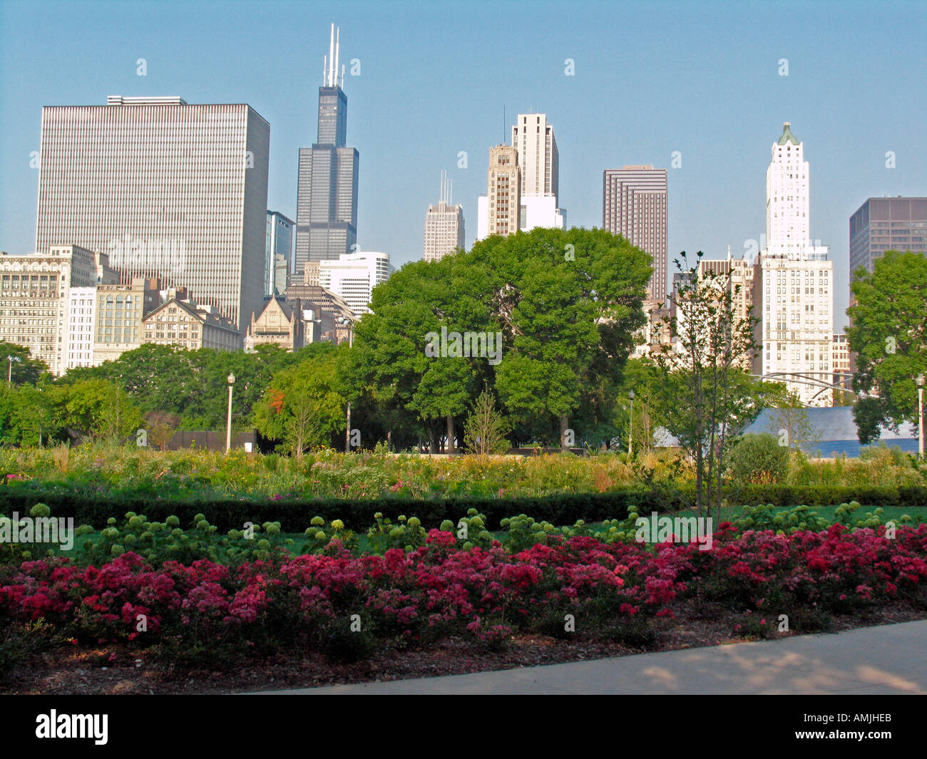 Millennium Park with Chicago skyline behind Illinois USA Stock Photo ...