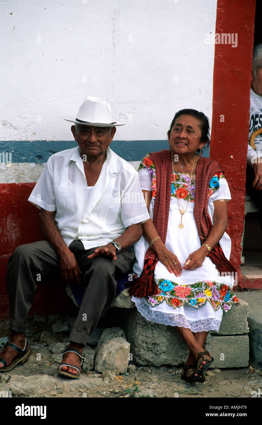 Mexiko, Yucatan, Hunucma bei Merida, Zuschauer bei religiöser Fiesta Stock Photo