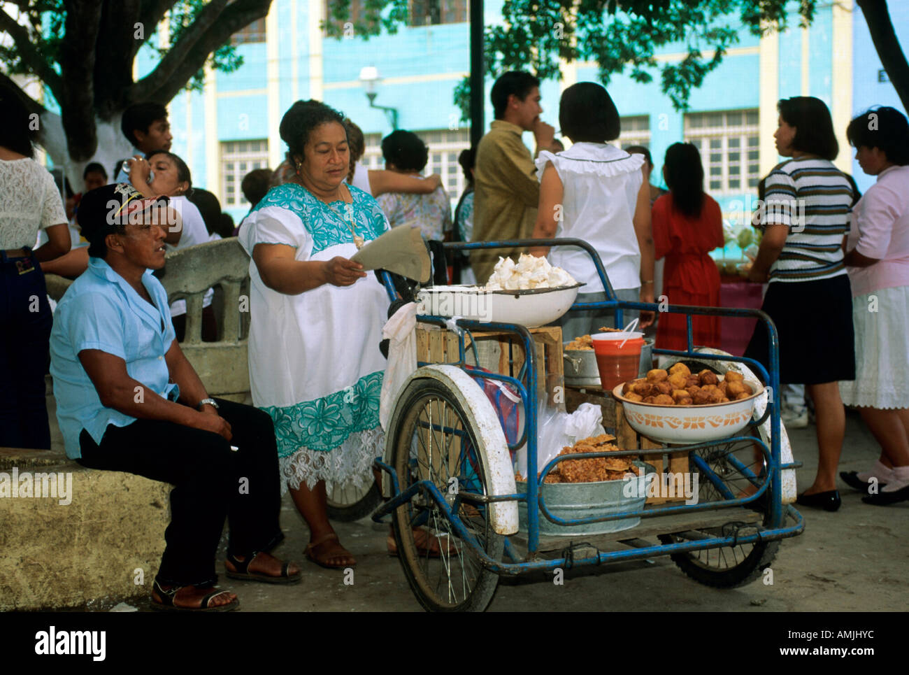 Mexiko, Yucatan, Hunucma bei Merida, Imbiss im Stadtpark bei religiöser Fiesta Stock Photo