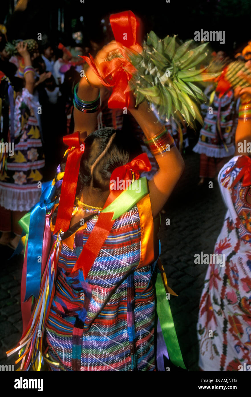 Pineapple dancers hires stock photography and images Alamy