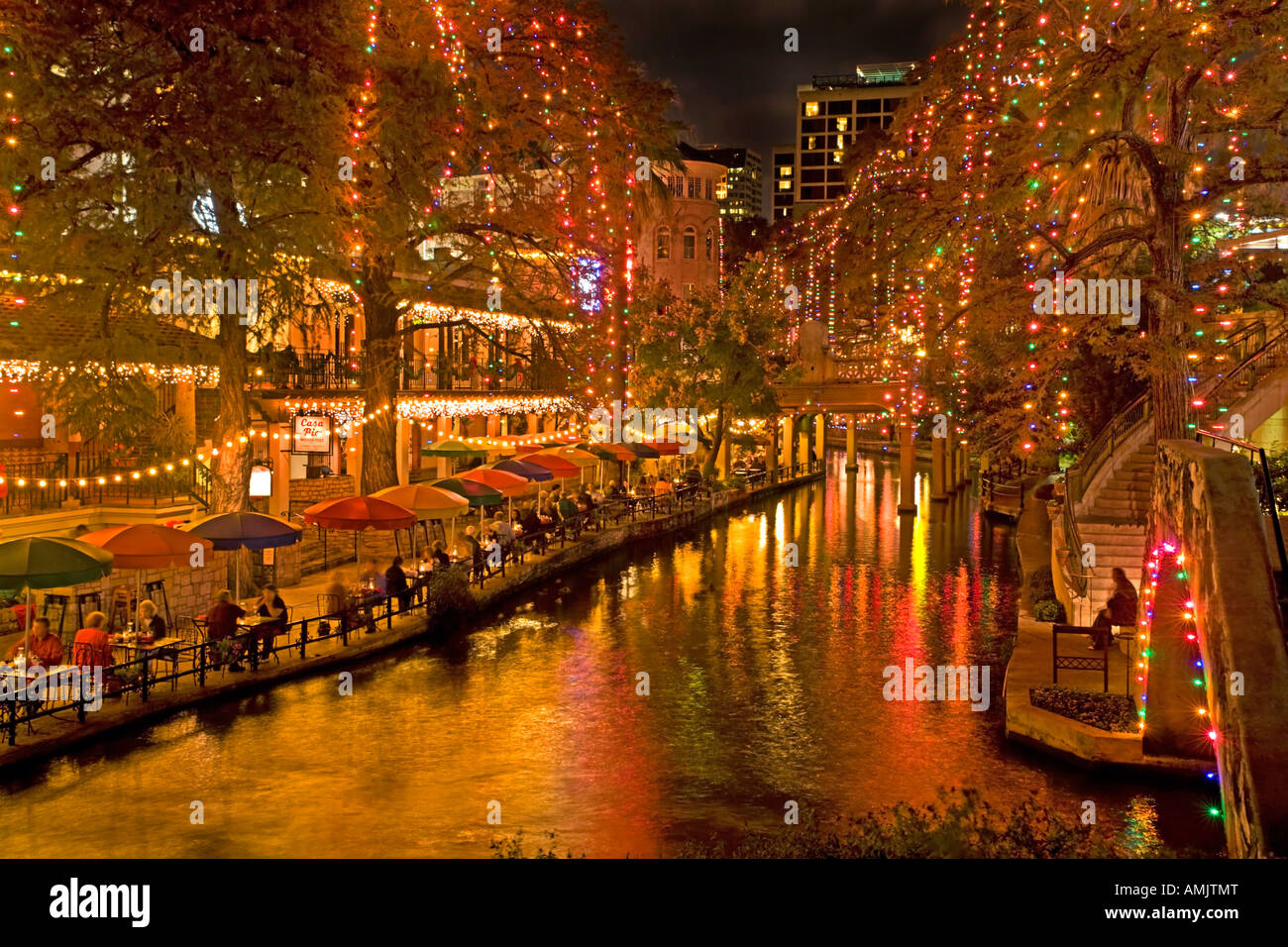 San antonio riverwalk christmas hi-res stock photography and images - Alamy