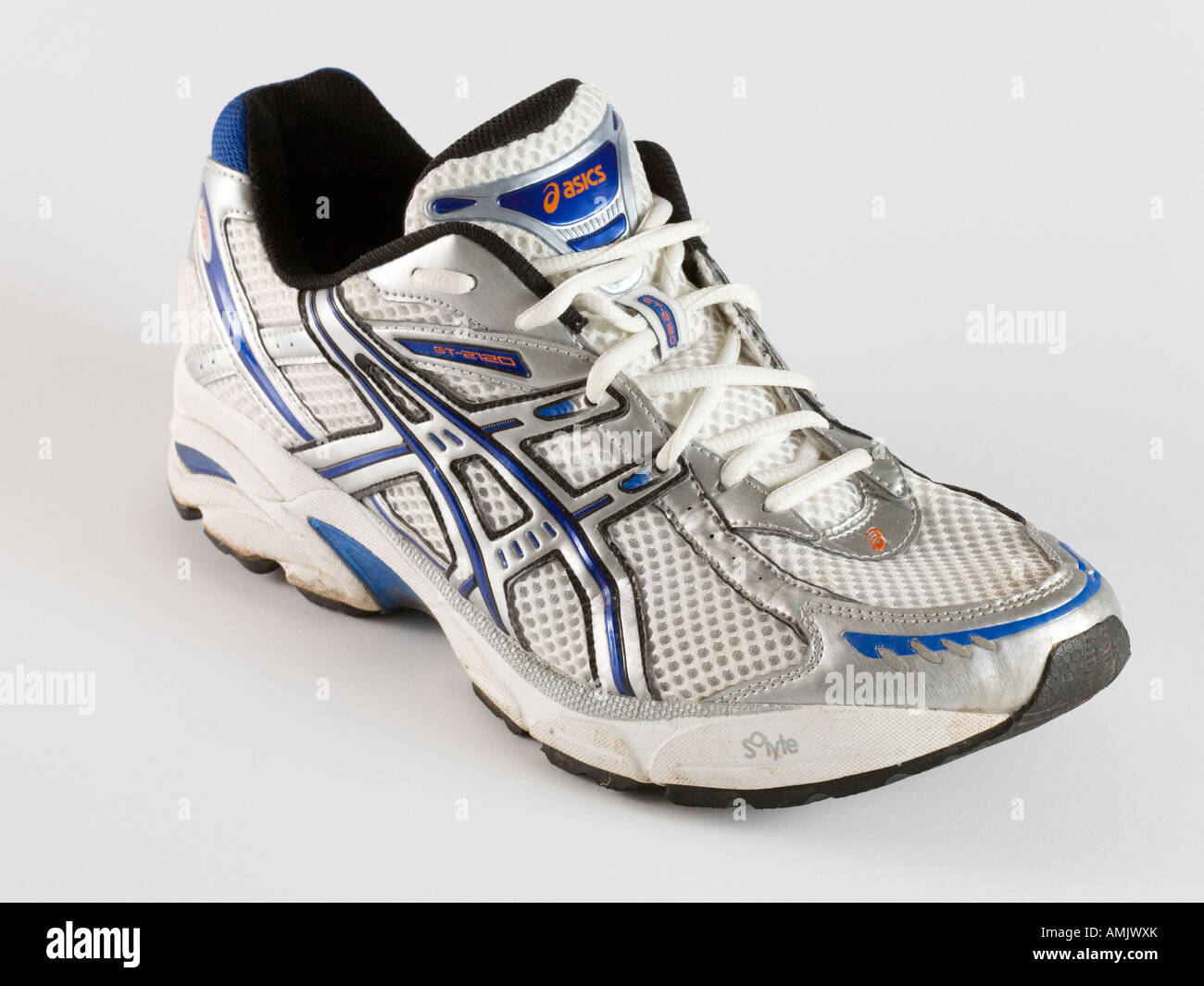 Asics GT 2120 running training shoe cutout Stock Photo - Alamy